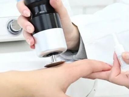 福岡市博多リプロネイル式深爪矯正専門サロンルソア